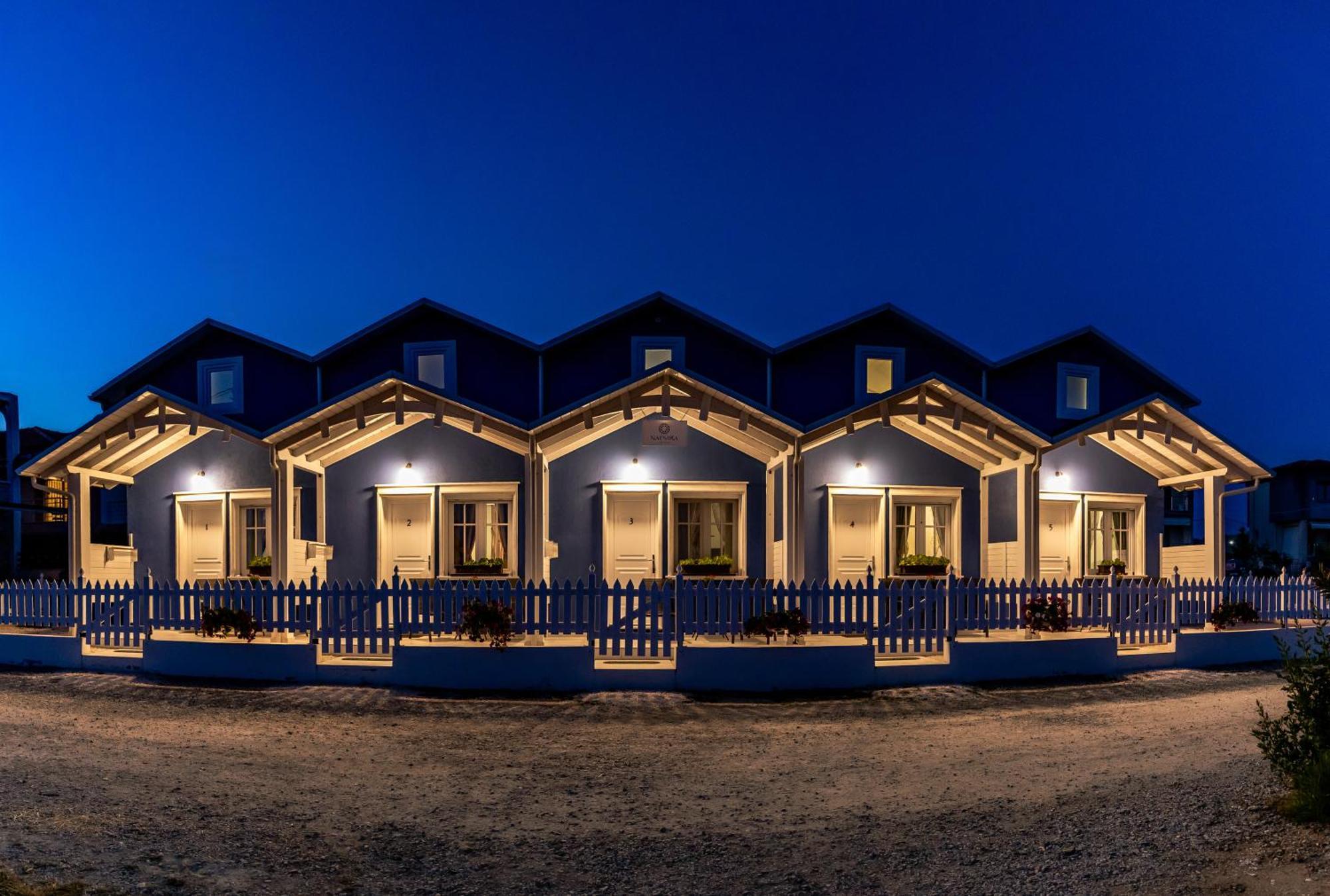 Nafsika Suites (Adults Only) Nea Moudania Exterior photo