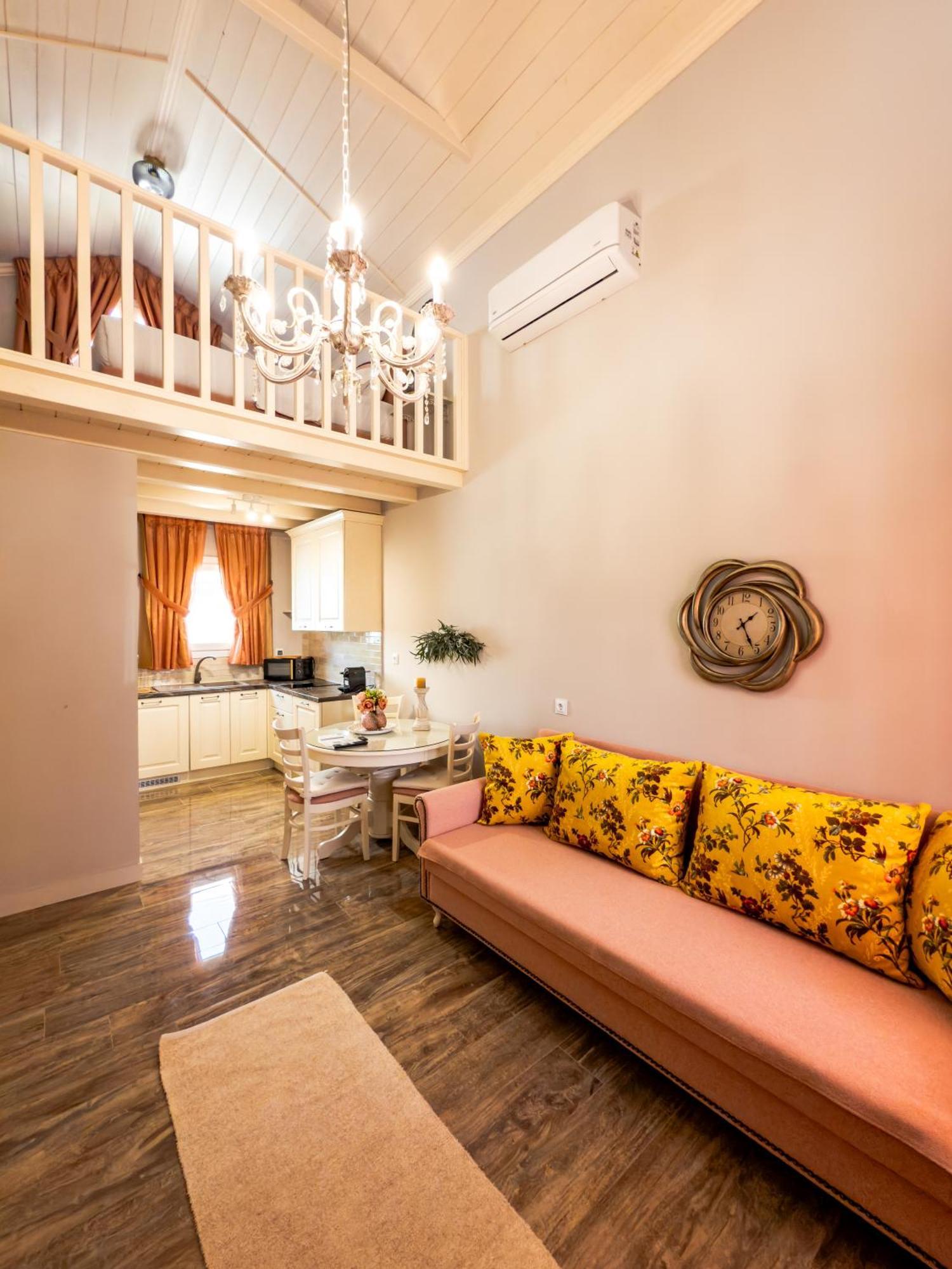 Nafsika Suites (Adults Only) Nea Moudania Exterior photo
